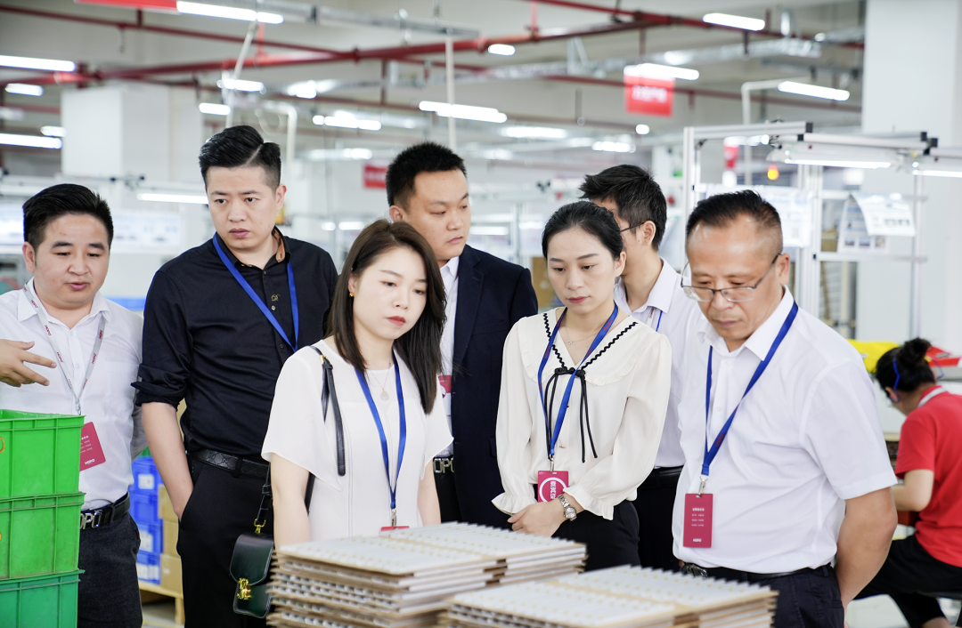 互学互鉴，携手共进 | 德技优品门窗参观好博窗控集团！